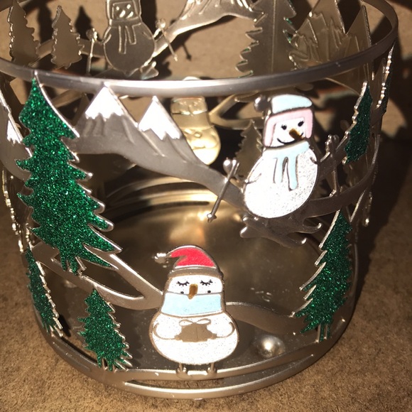 New BBW glitter snowman skiing 3wick candle holder - Picture 4 of 8